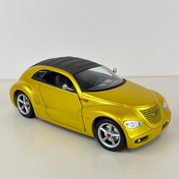Maisto Chrysler Pronto Cruiser 1/18 Scale Diecast Model Car - Picture 1 of 7